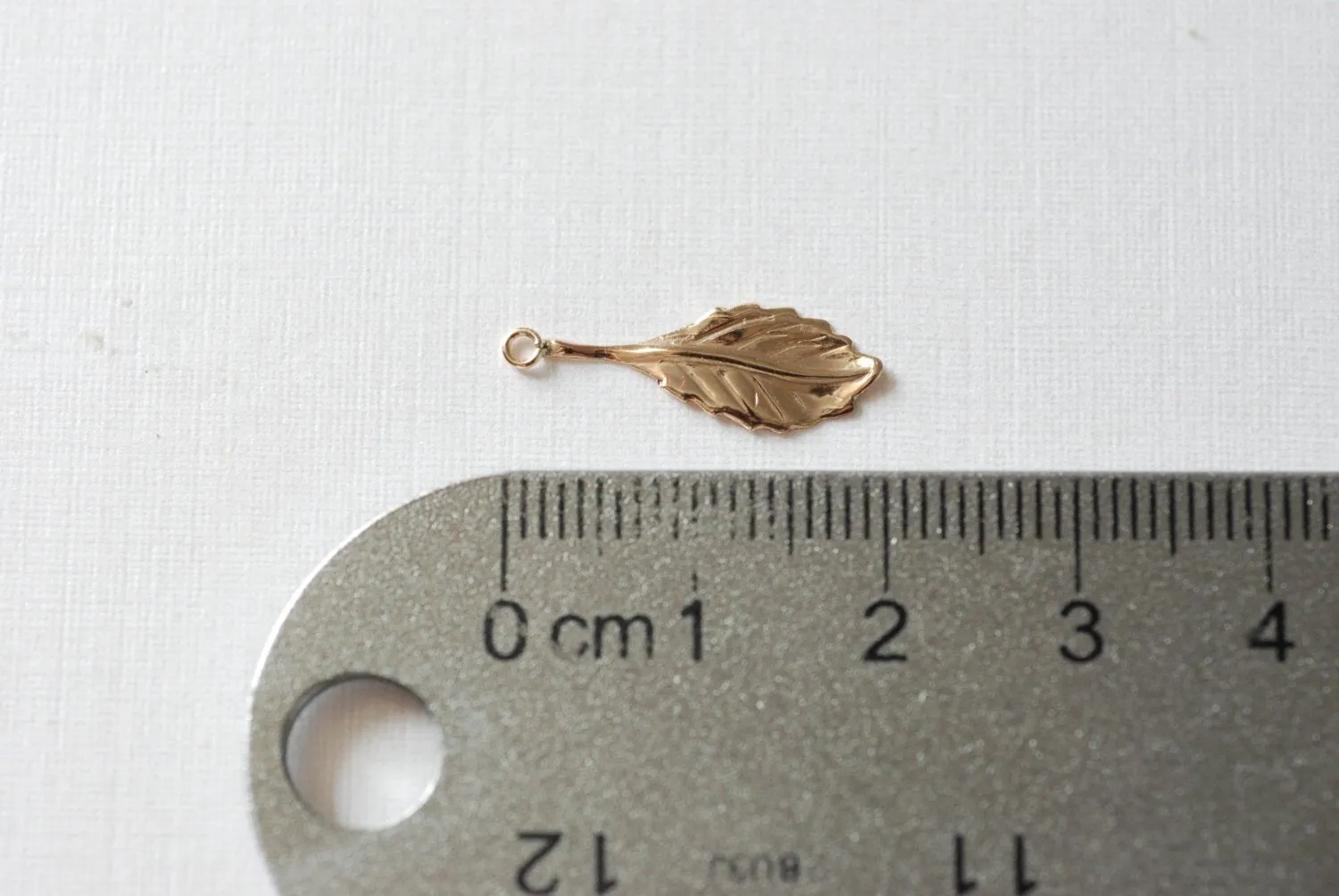 14k Gold Filled 7x21mm LEAF Pendants Charms Blanks Drops Dangles, Gold Filled Leaves, Gold Leaf, Gold Fill Leaf, Gold Nature Leaves Leaf Petal