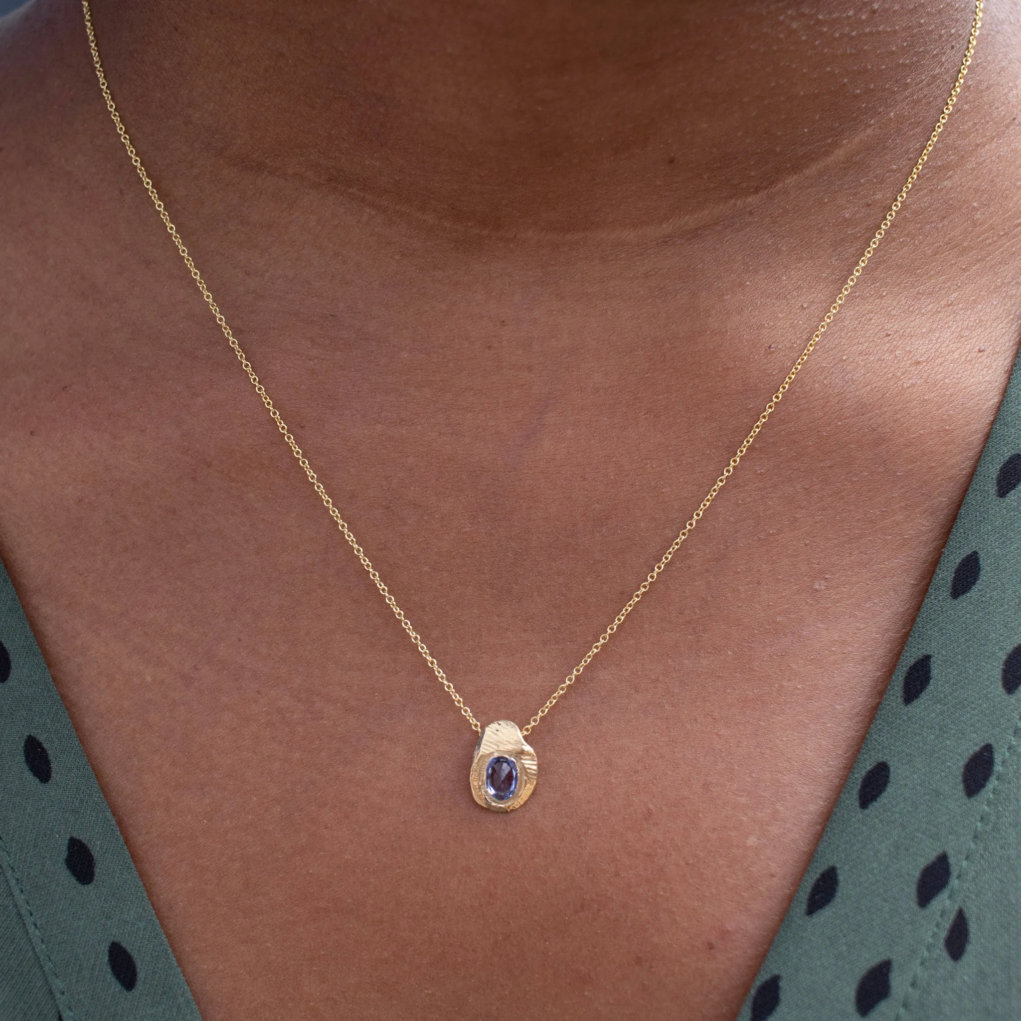 18K Oval Slider Necklace in Light Blue Sapphire
