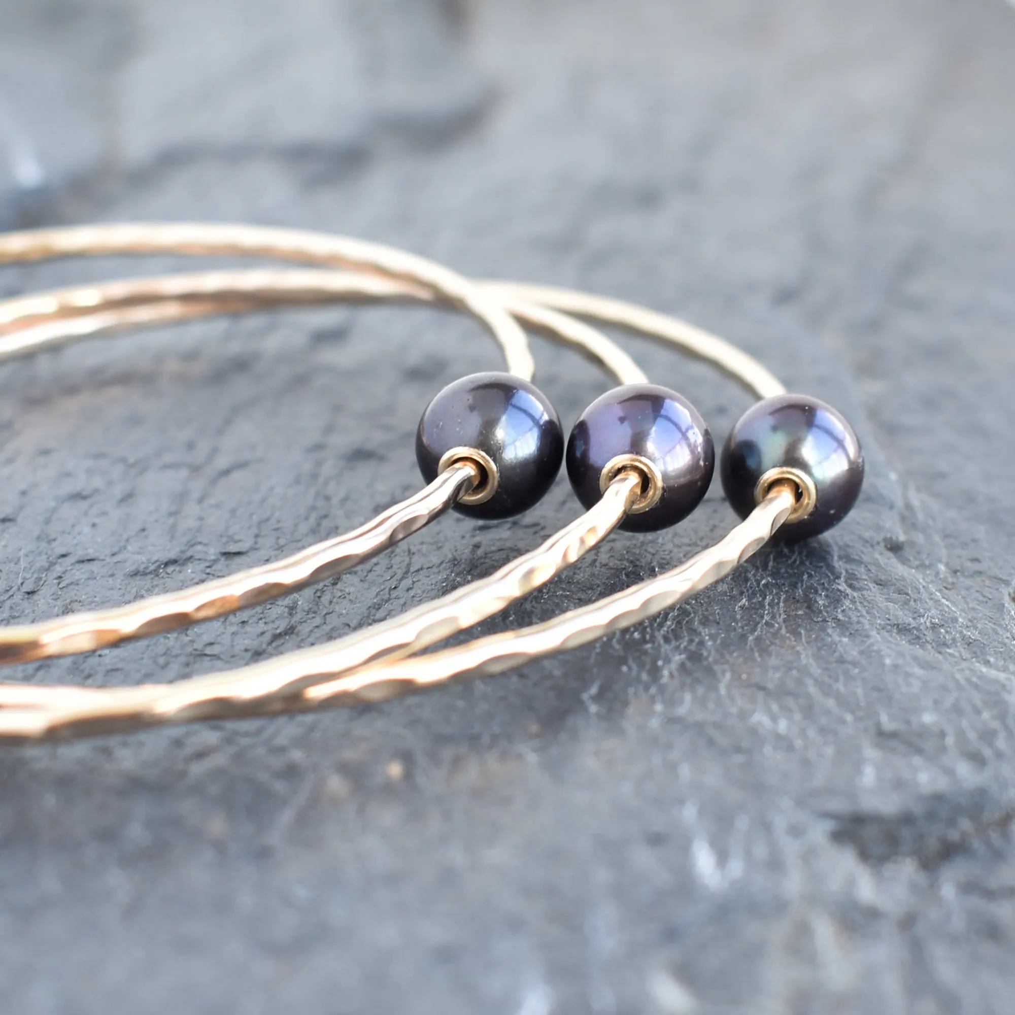 Adult Black Freshwater Pearl Bangle with Grommet