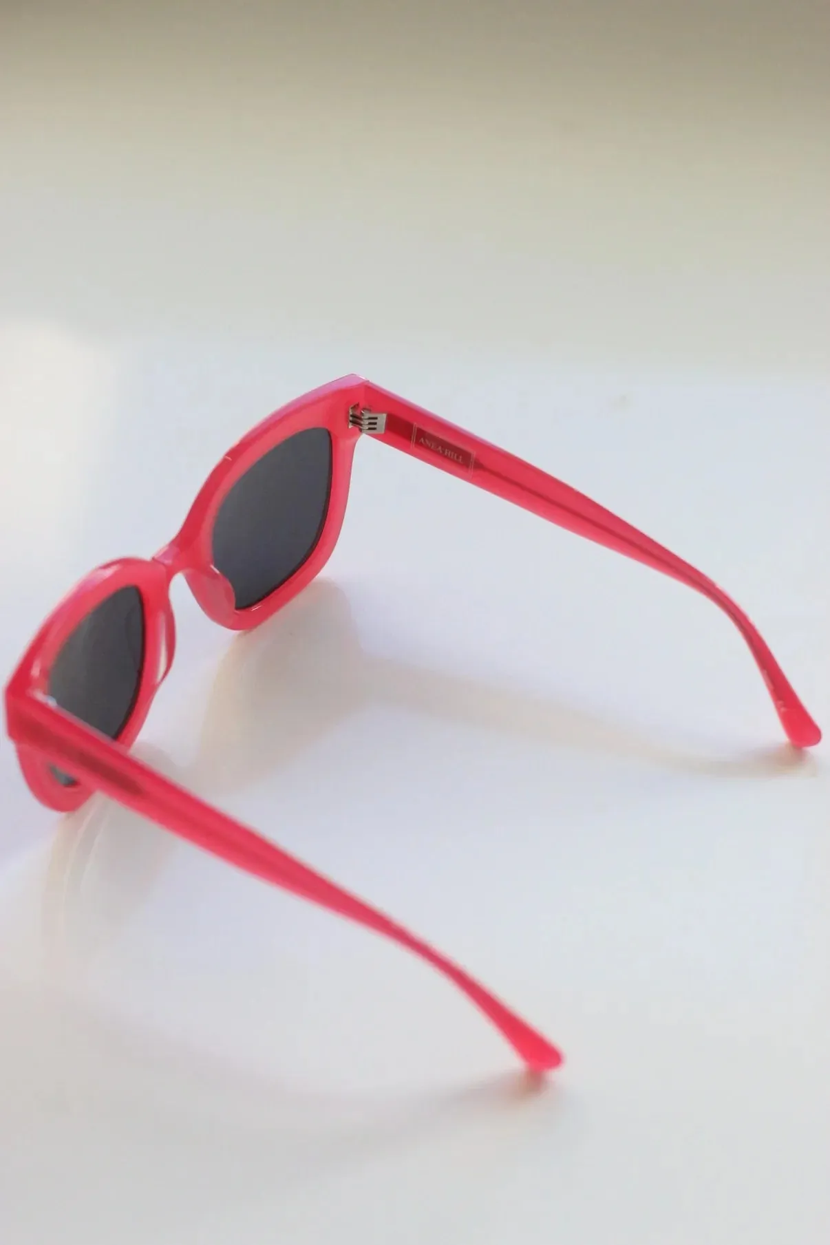 Anea Hill Sundown Sunglasses