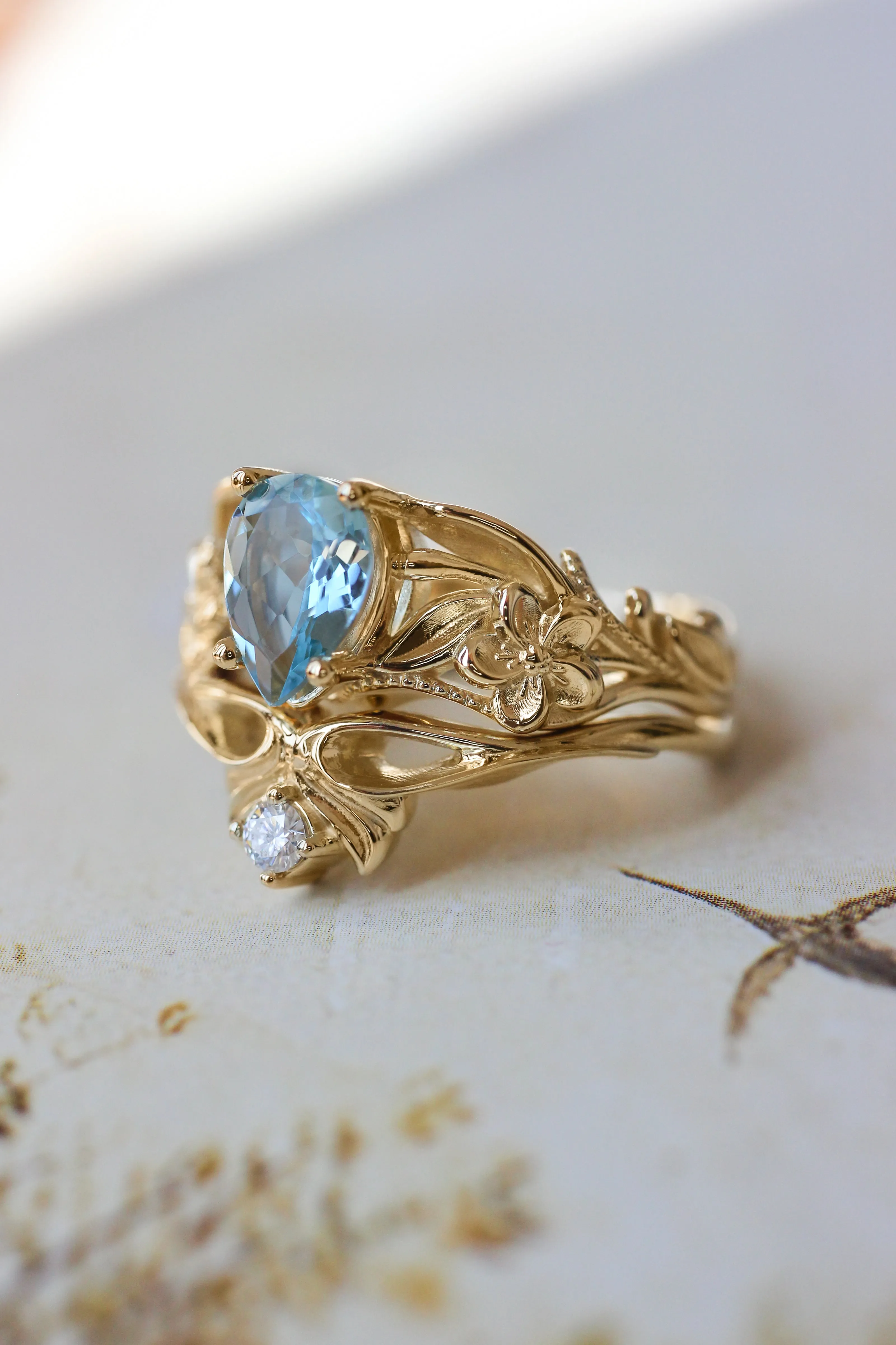 Aquamarine bridal ring set, art nouveau ring / Eloise