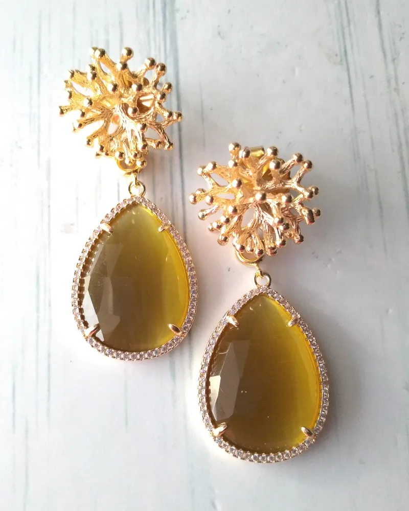 Branch Coral Brass Stud with Haloed Cat's Eye Detachable Dangles