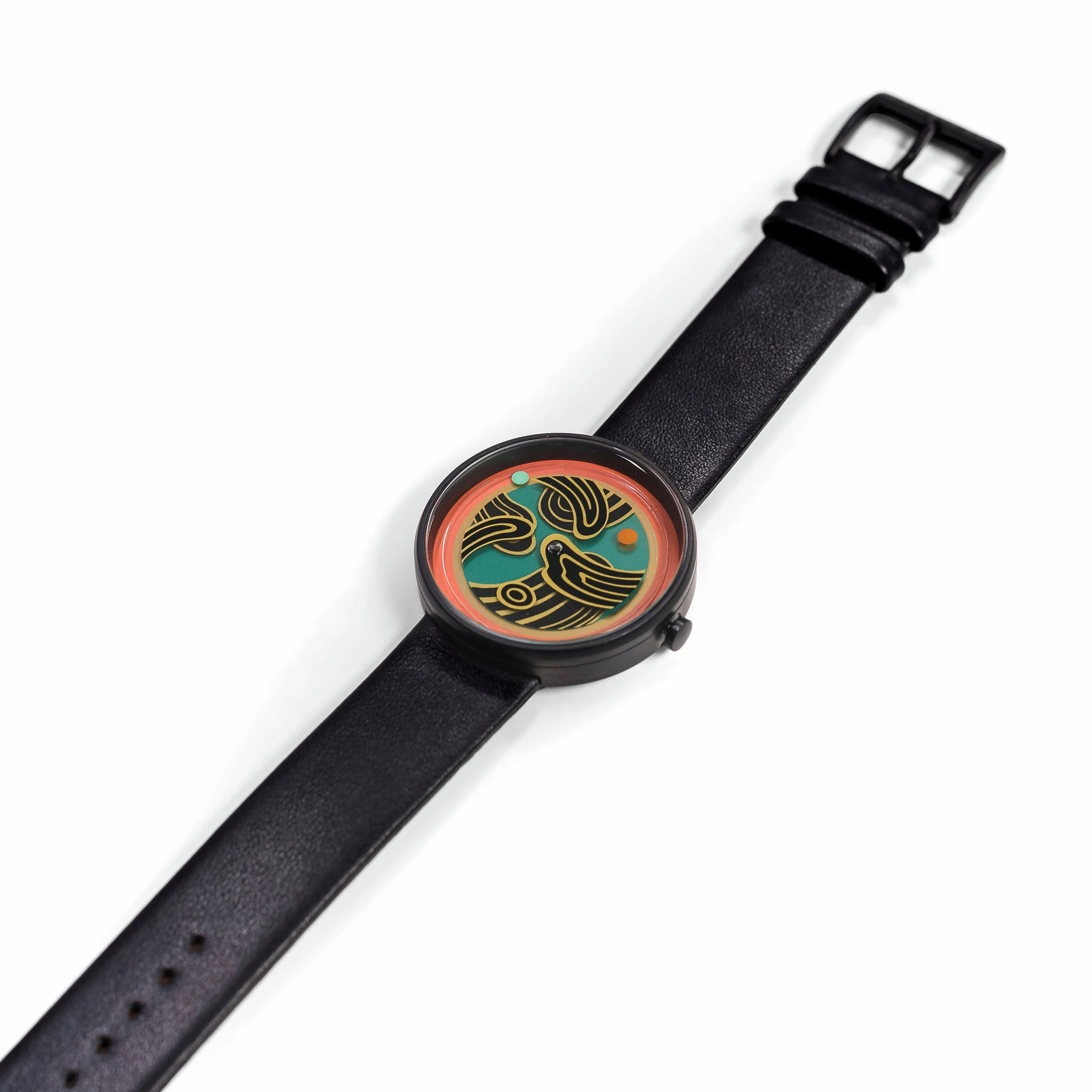 Elegant Dancheong-Inspired Timepiece with Intricate Korean Patterns