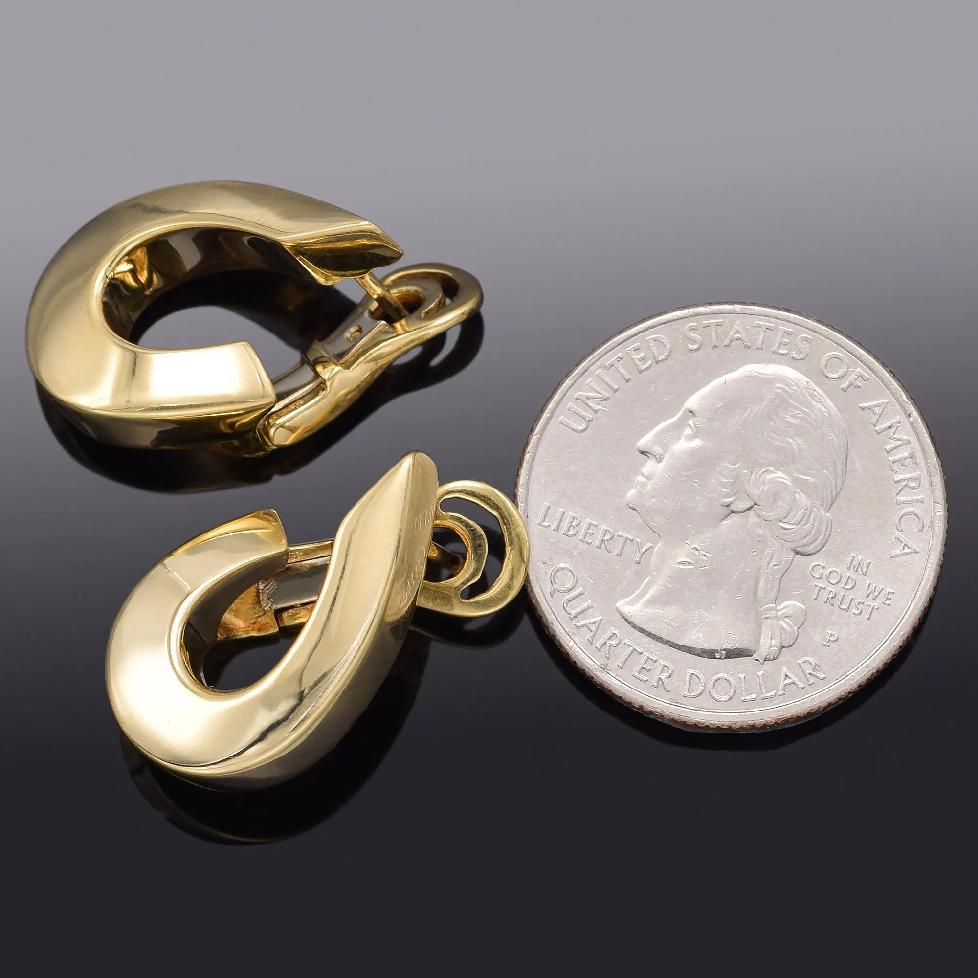 Piaget 18K Yellow Gold Latch Back Drop Earrings