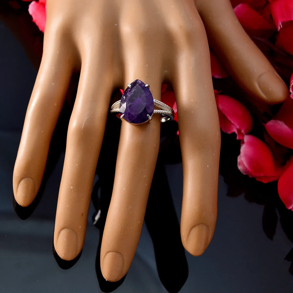Ravishing Gems Amethyst 925 Sterling Silver Ring Gift For Mother