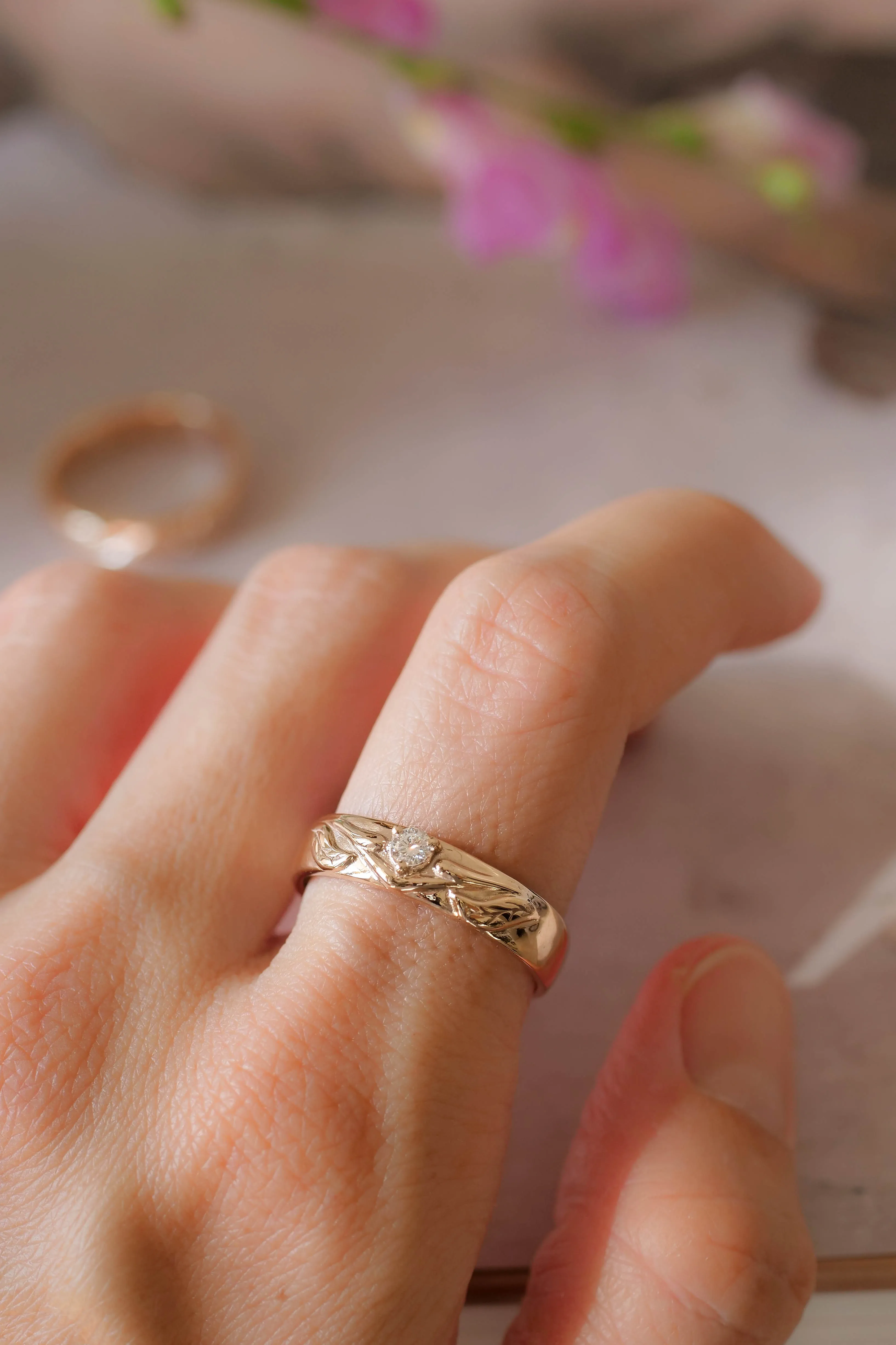 READY TO SHIP: Wedding band in 14K rose gold, natural diamond, 3 mm, RING SIZE 9.5 US