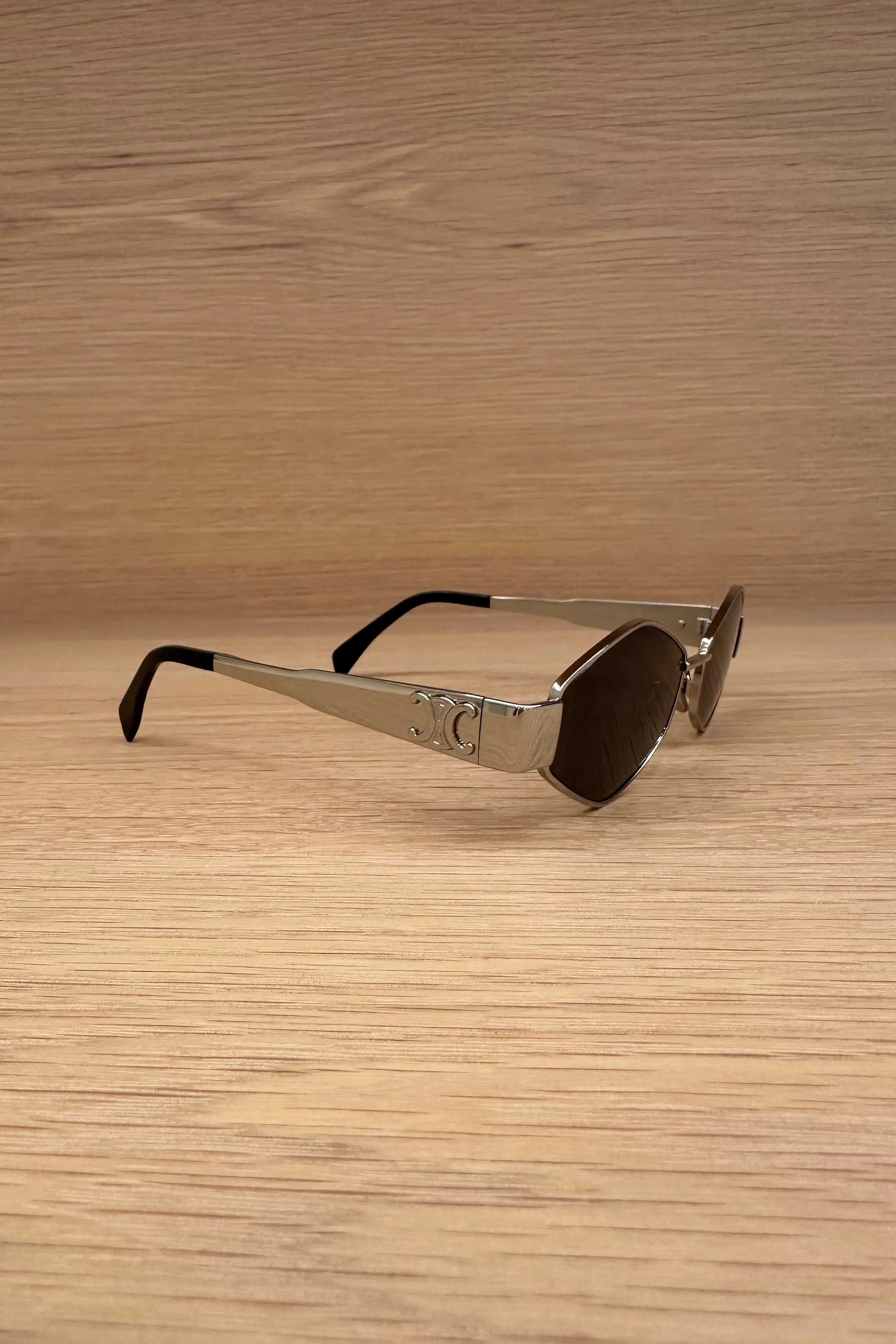 TRIOMPHE GEOMETRIC METAL 01 SUNGLASSES IN SILVER CL40254U