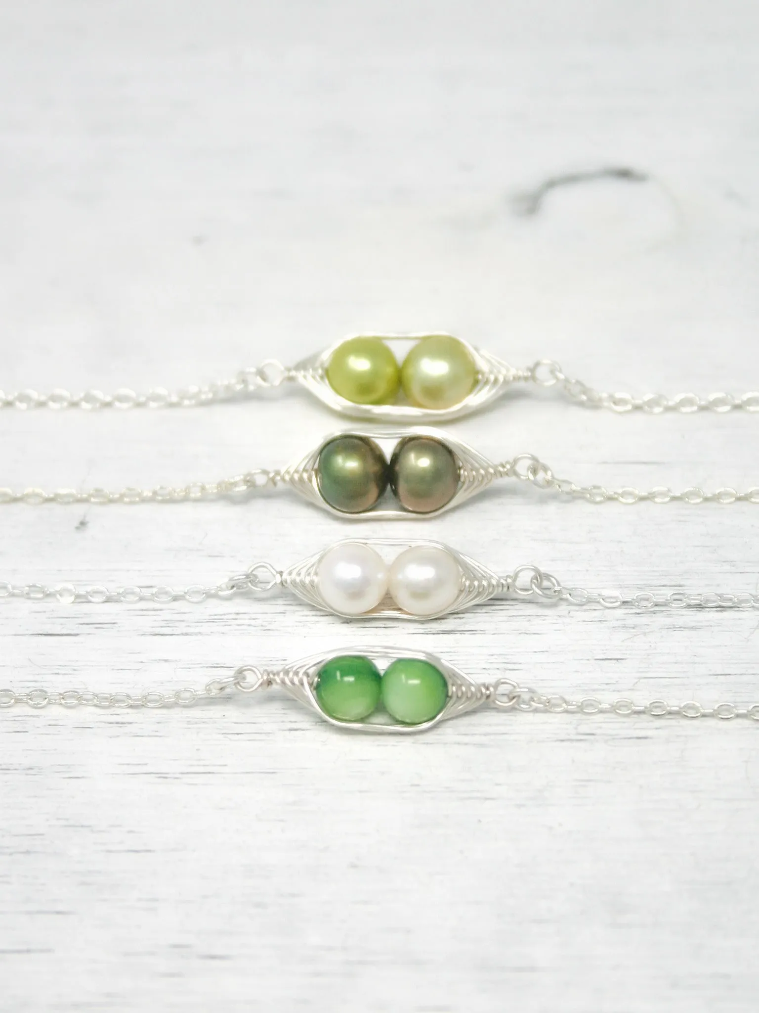 Two peas in a pod bracelet [made to order]