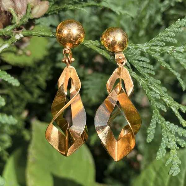 Vintage Gold Drop Earrings